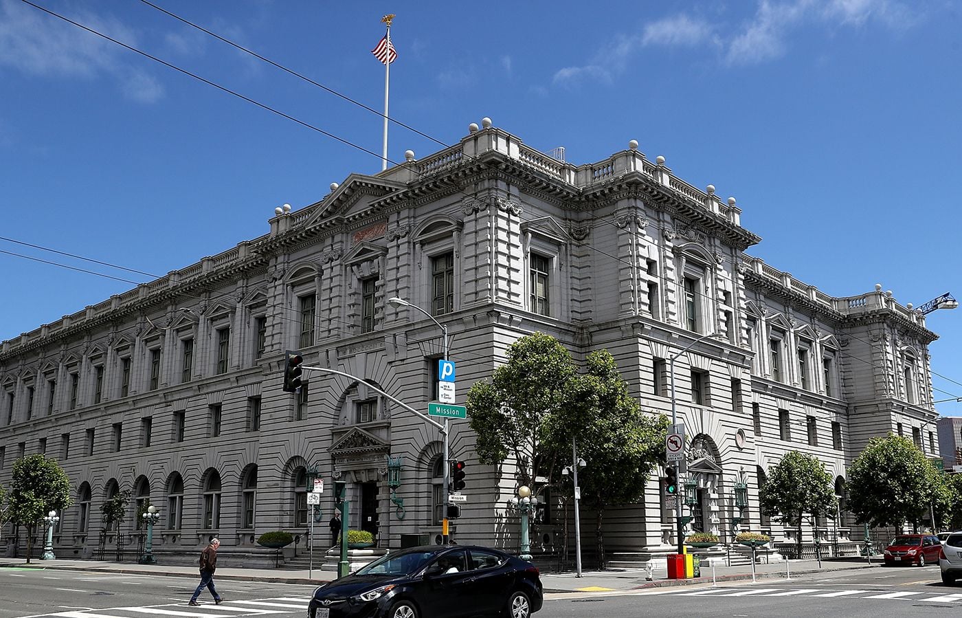 Ninth Circuit Blocks Indefinite Immigrant Detention, Mandating Bond Hearings