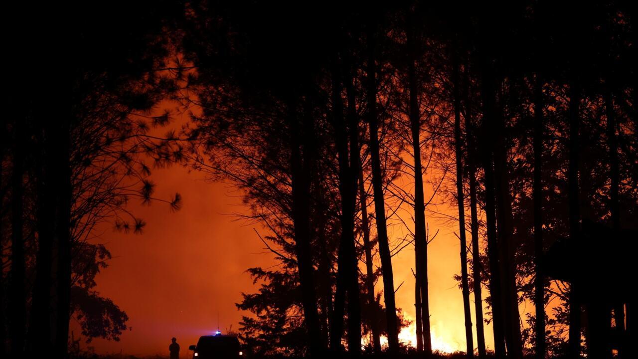 Southwest France Wildfire Forces Evacuations, Nears Village Amid Intense Heatwave and Arson Crackdown