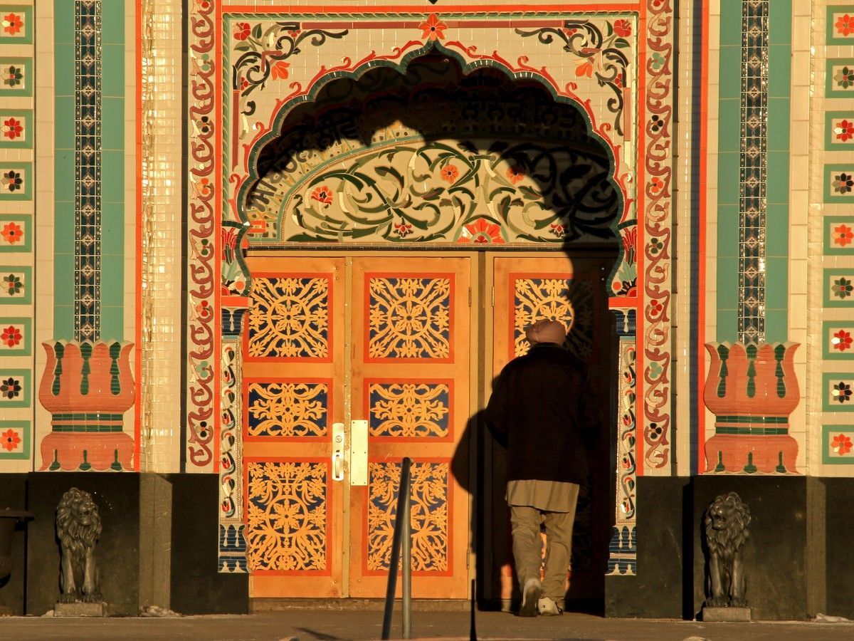 Two Injured in Stabbing at Edmonton Sikh Temple as Police Investigate Incident