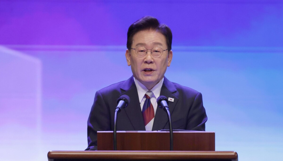 South Korea Calls for Formal Talks to End Korean War, Pursue Peace Regime