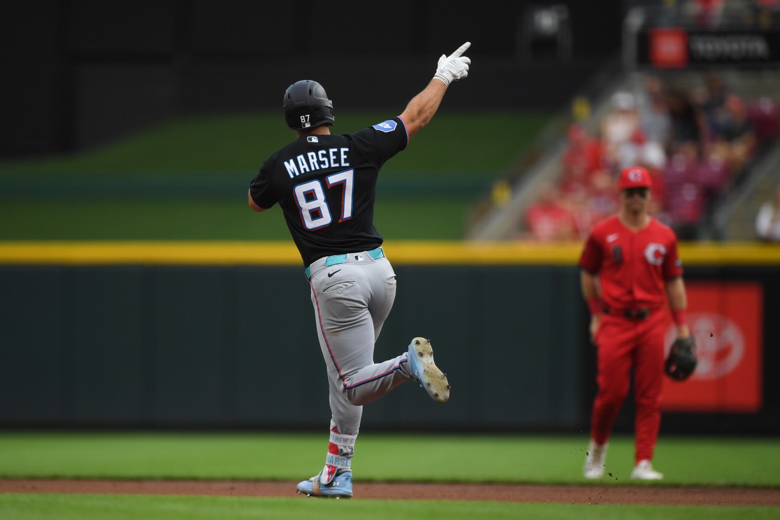 Marlins Stage Eighth-Inning Comeback to Defeat Reds 8-4; Marsee and Mack Homer