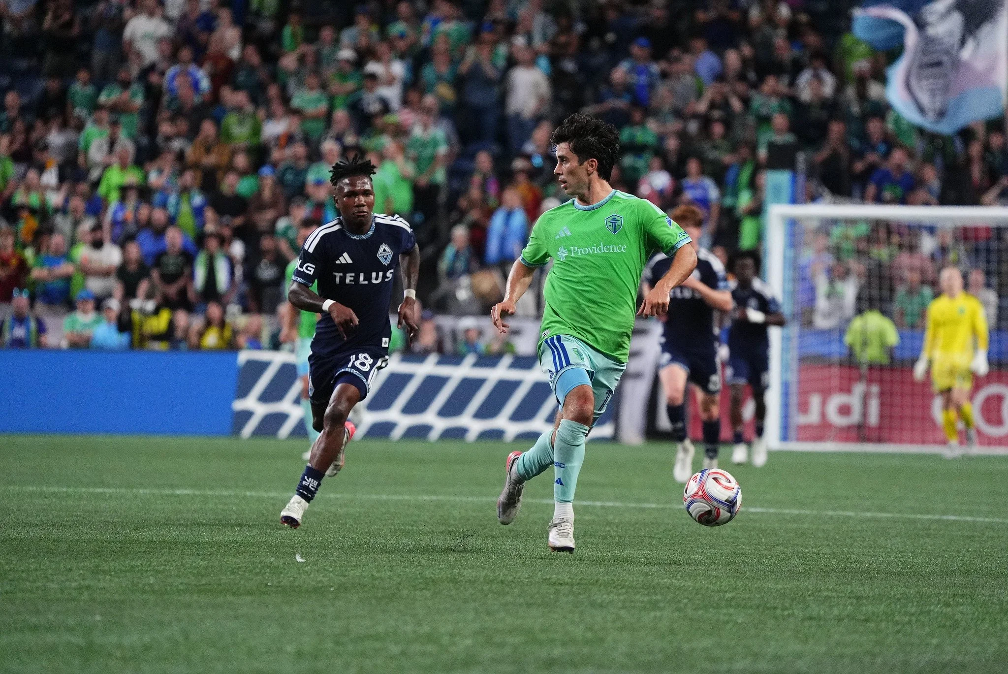 Vancouver Whitecaps Defeat Sounders, Win Cascadia Cup, and Top Western Conference