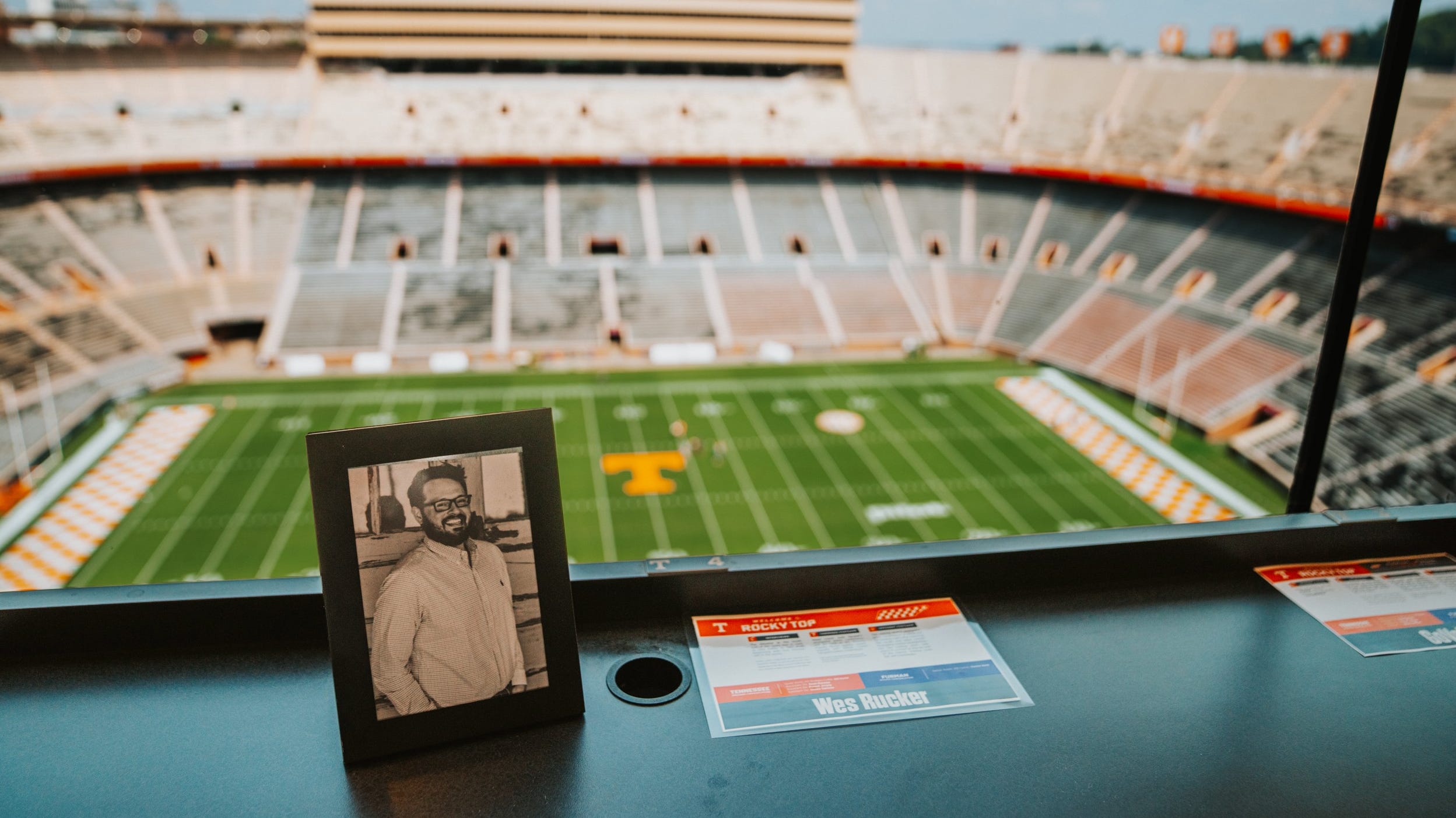 Tennessee football will honor late reporter Wes Rucker inside the Neyland Stadium press box.