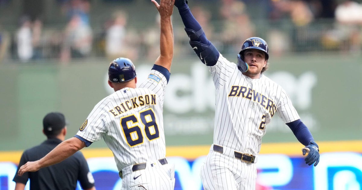 Brewers Defeat Pirates 5-1 to Move Closer to NL Central Title