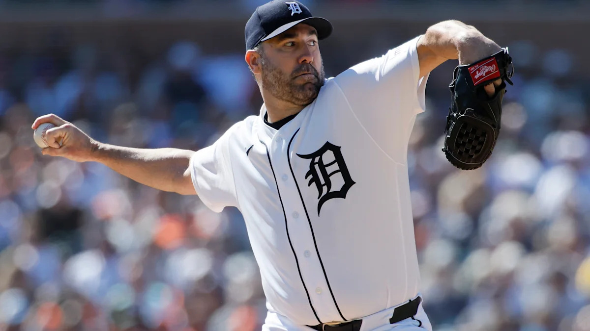 Justin Verlander bids tearful farewell to legendary twenty-one-year career as Tigers rally.