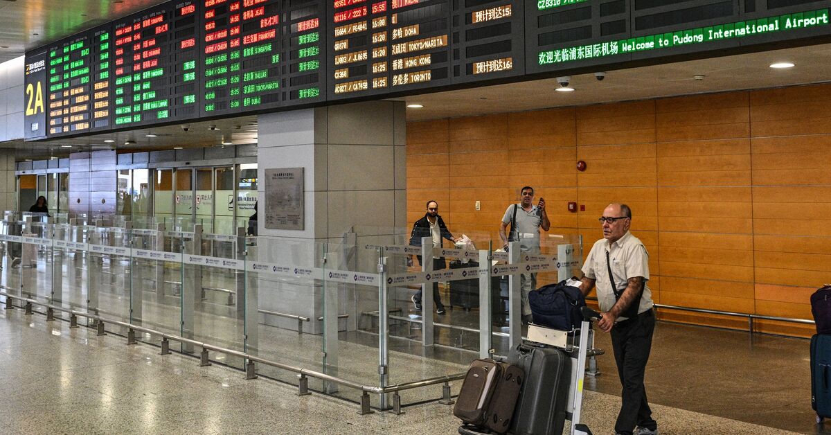 Turkmenistan denies airspace and UAE flights are canceled amid regional tensions for Iran.
