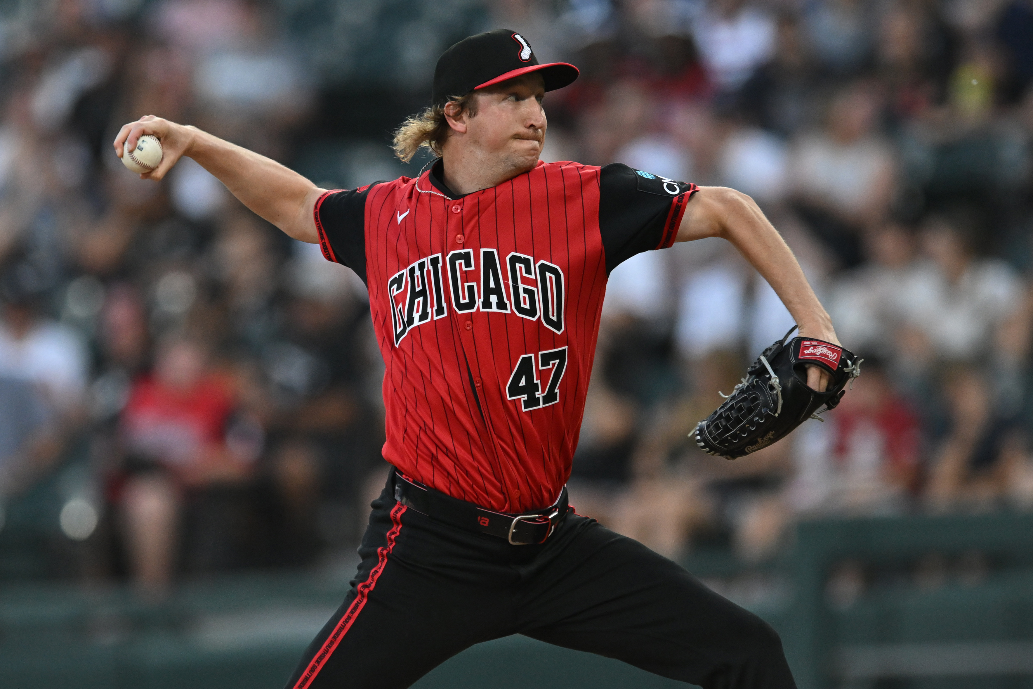 Colson Montgomery hits a two-run homer as the White Sox defeat Twins 4-1