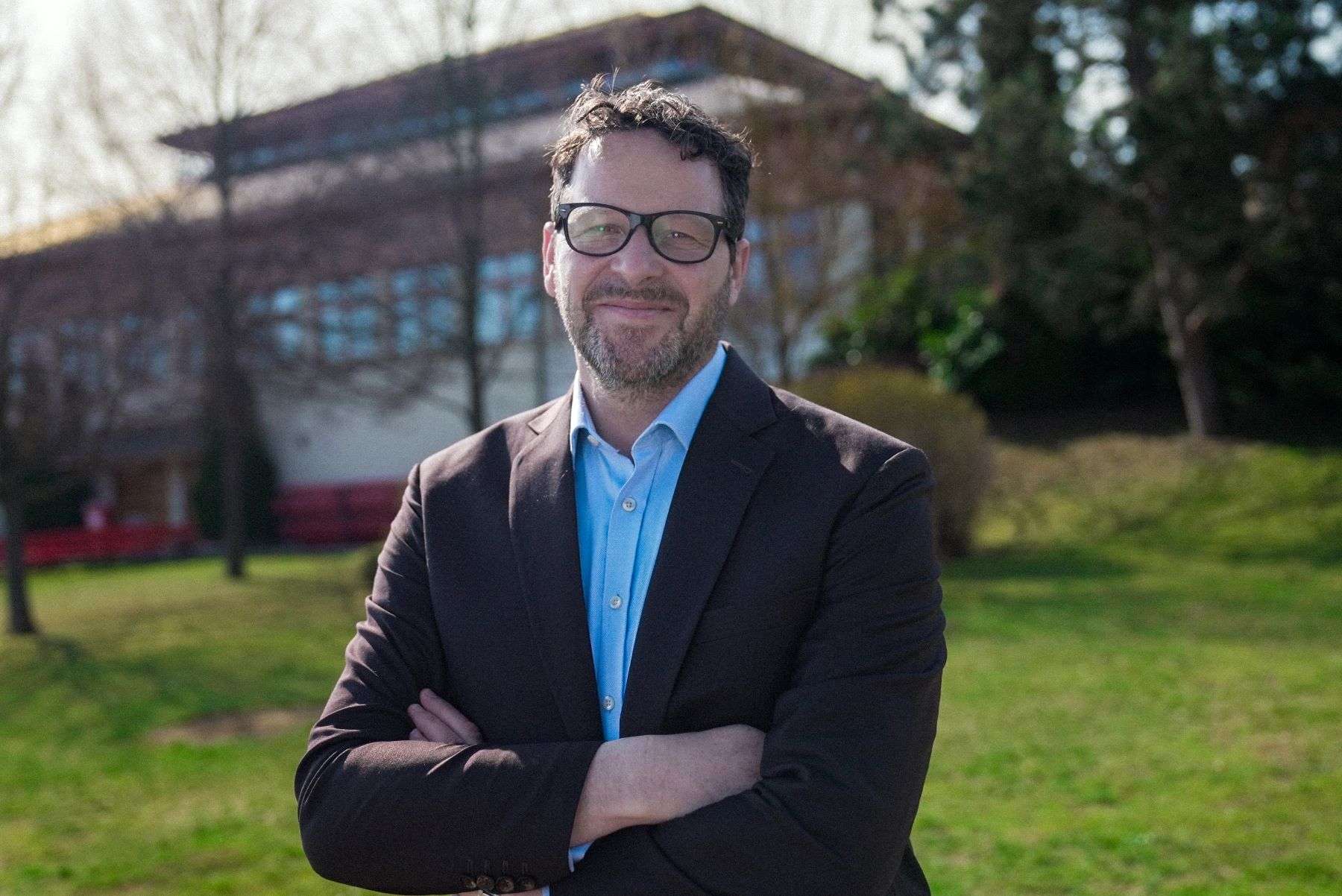 AI Reshapes Education, Research, Assessment