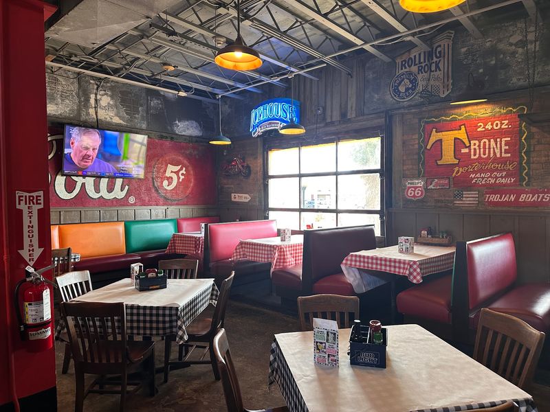 Five Regional Restaurants Attract Long-Distance Diners