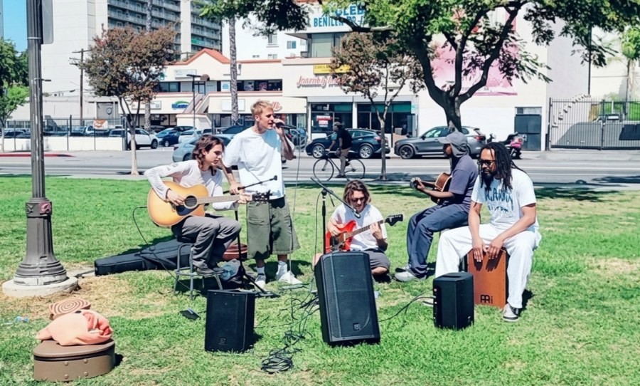 Justin Bieber Surprises Visitors With Impromptu Jam Session at MacArthur Park