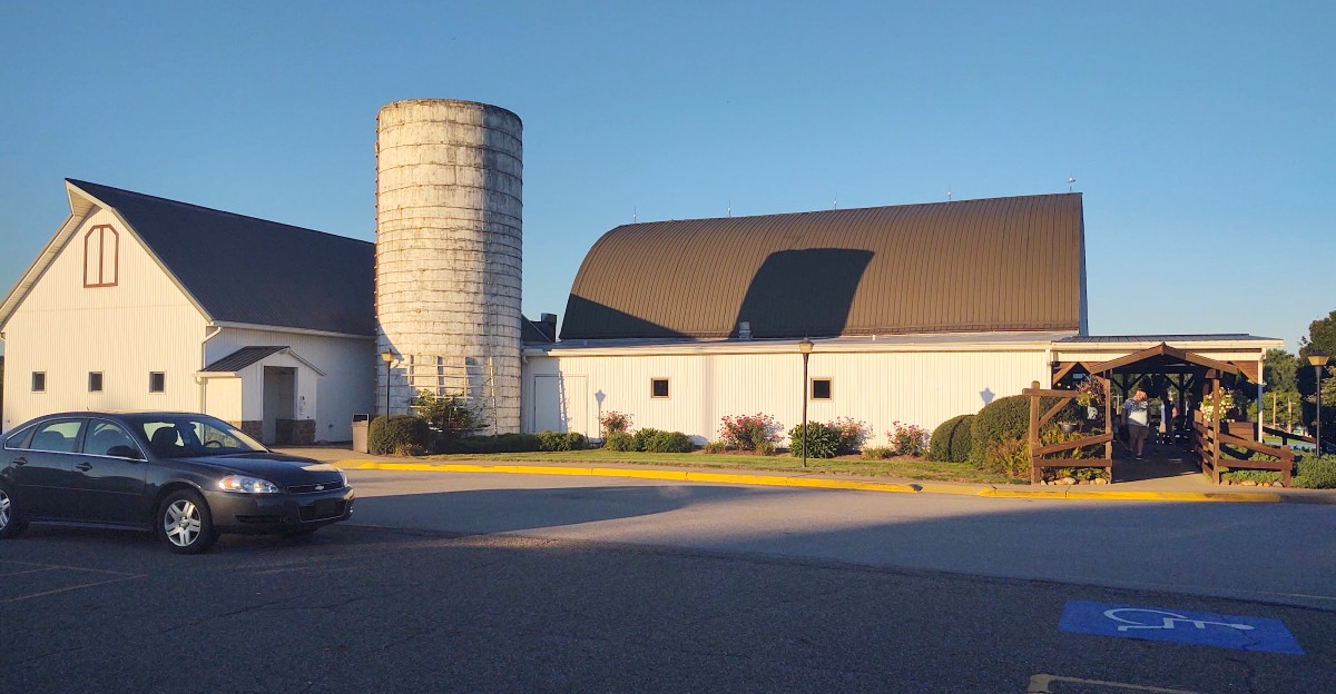 Fall Food, Farm Guides Highlight Regional Destinations