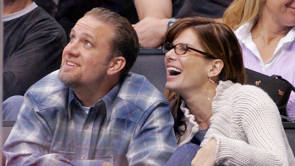 Sandra Bullock reveals she hid her newborn son in a hockey bag from paparazzi.