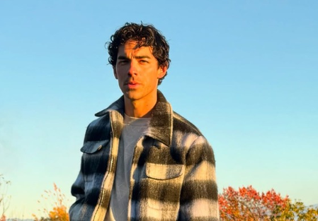 Joe Jonas Recounts Being Shaken After Falling Into Water in Italy