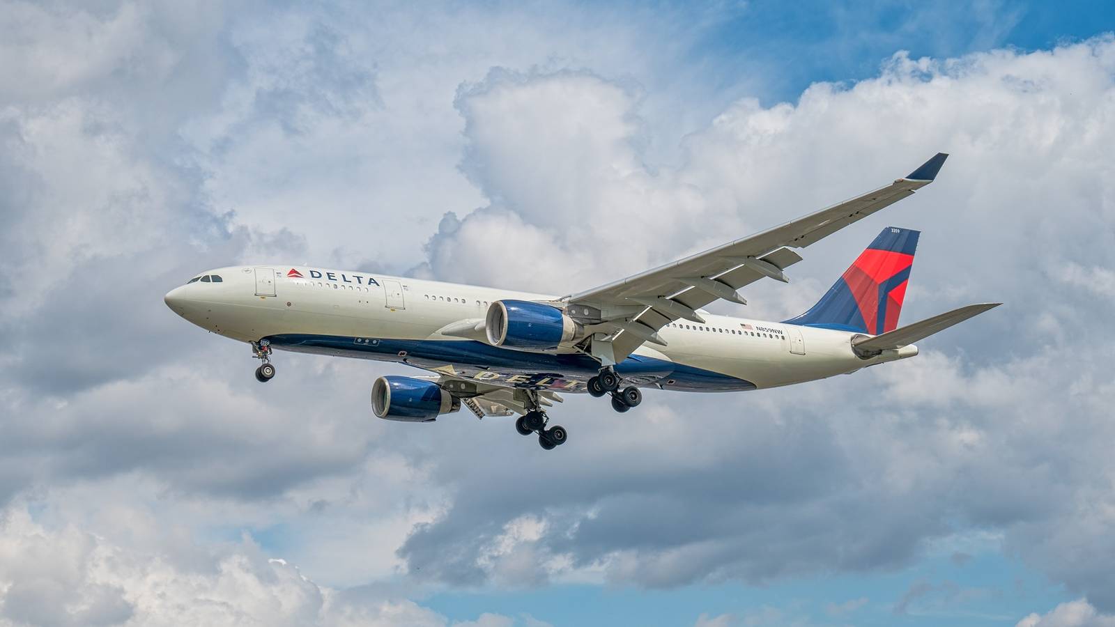 Delta Airlines Expands European Network While Ending Select Domestic Routes