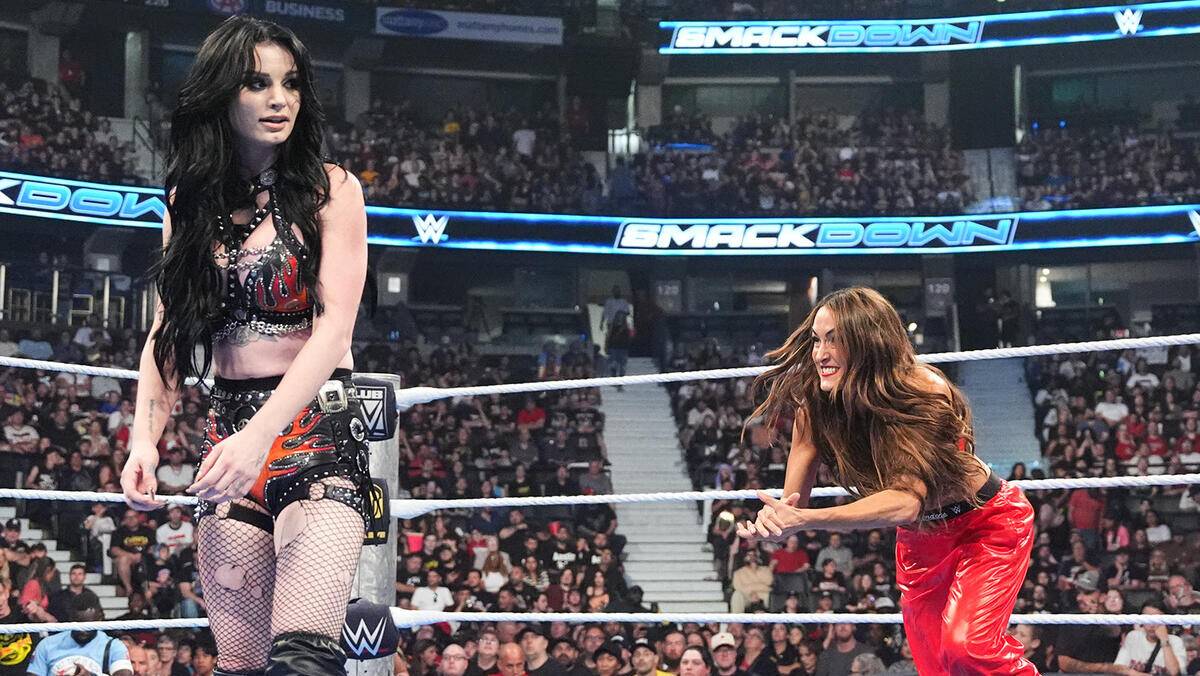 Nikki Bella and Paige Bring Personal WWE Rivalry to Mexico City Match