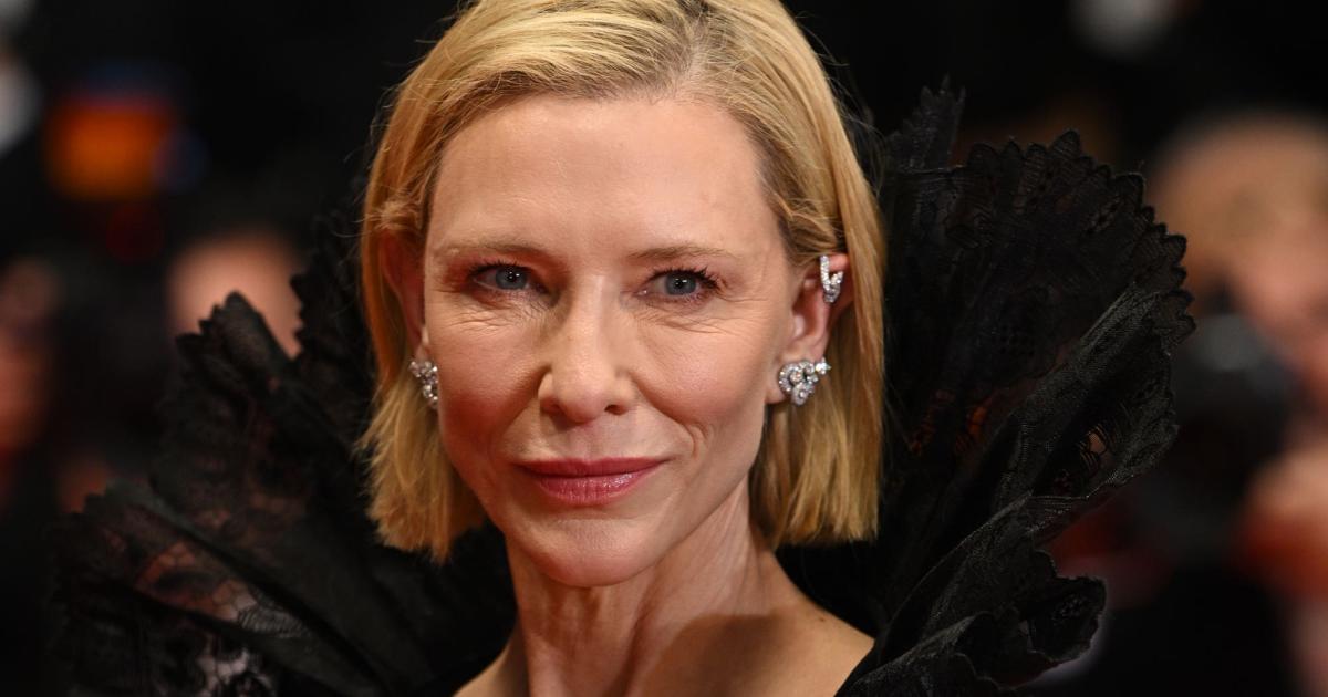 Cate Blanchett Asks London Audiences Stop Filming Play