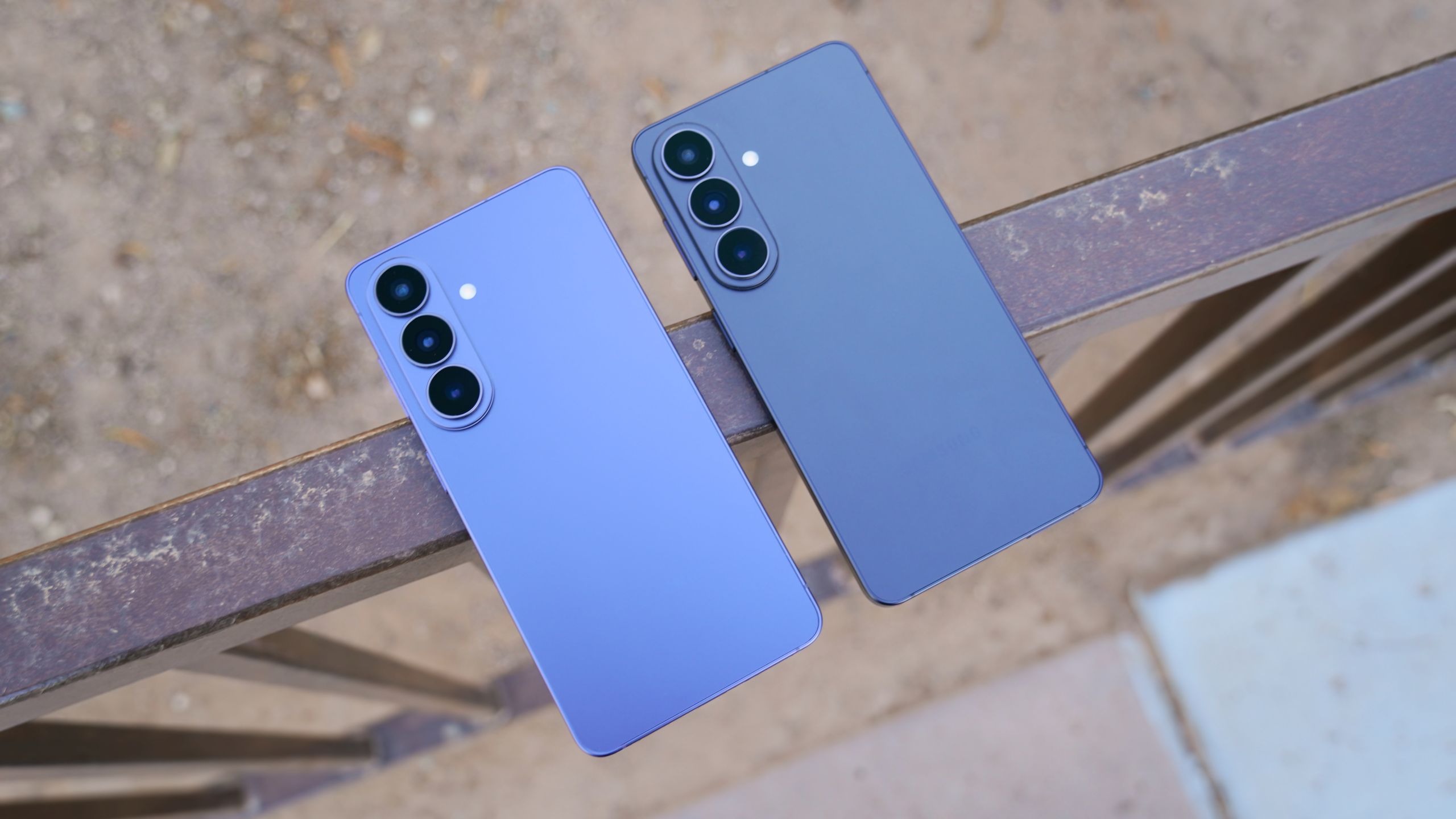 Samsung Weighs S26 Price Hike, Expands Refurbished Phones