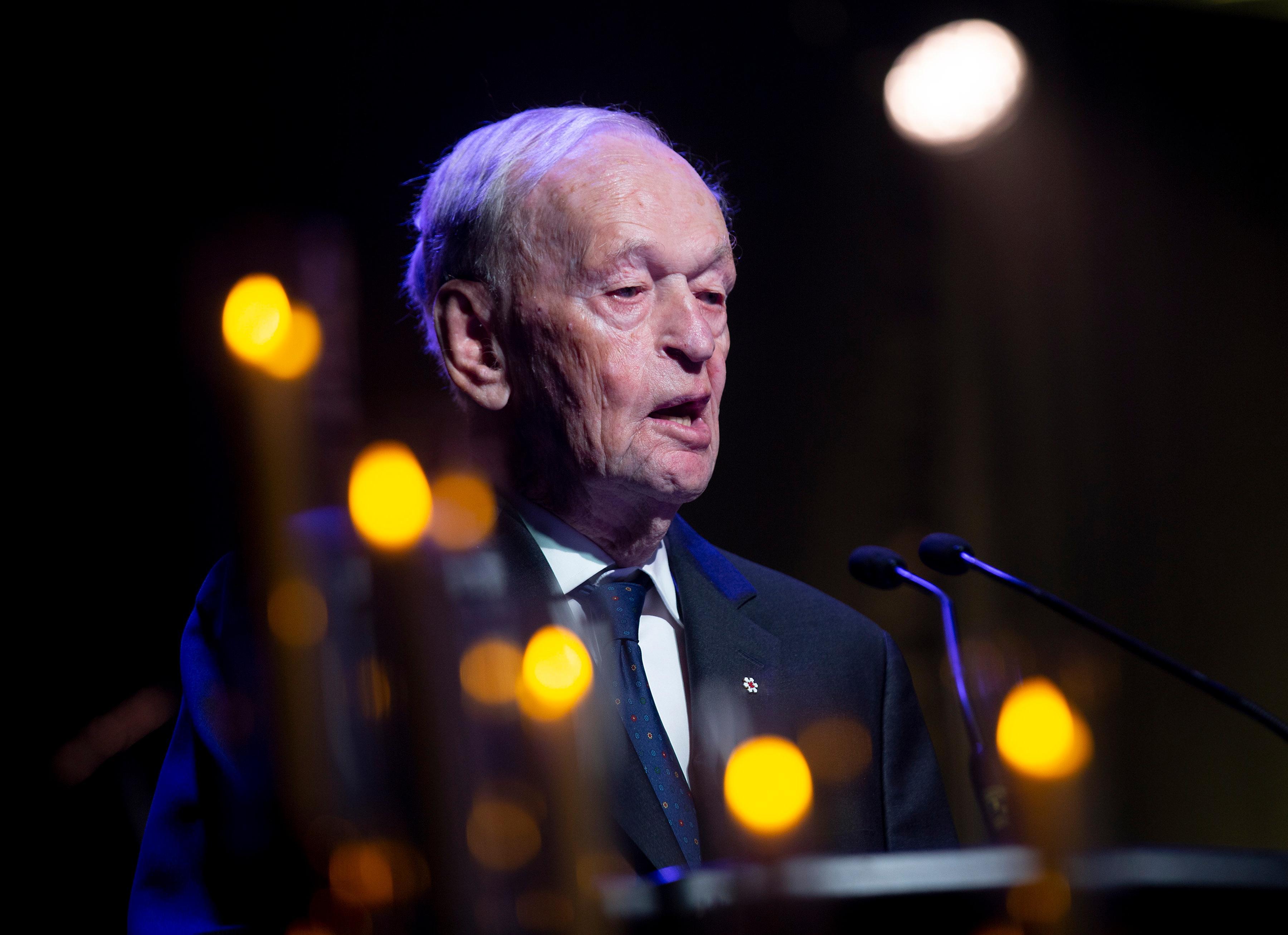 Former Canadian Prime Minister Jean Chrétien Warns U.S. Not to Mistake Generosity for Weakness