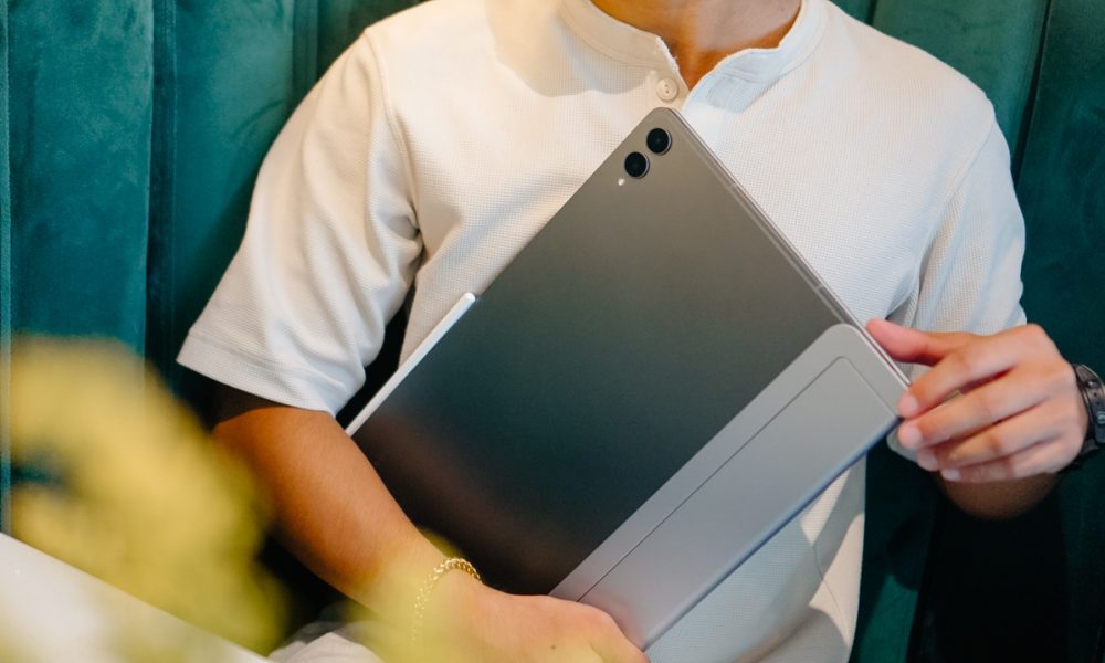 Samsung Unveils Galaxy Tab S12 Ultra and Plus With MediaTek Processors and 120Hz Displays