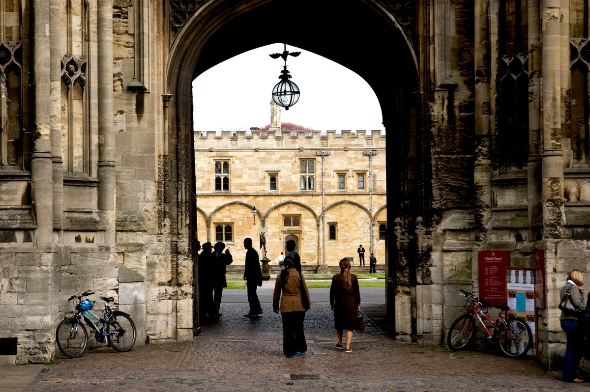 St Andrews Tops 2027 UK University Guide Rankings