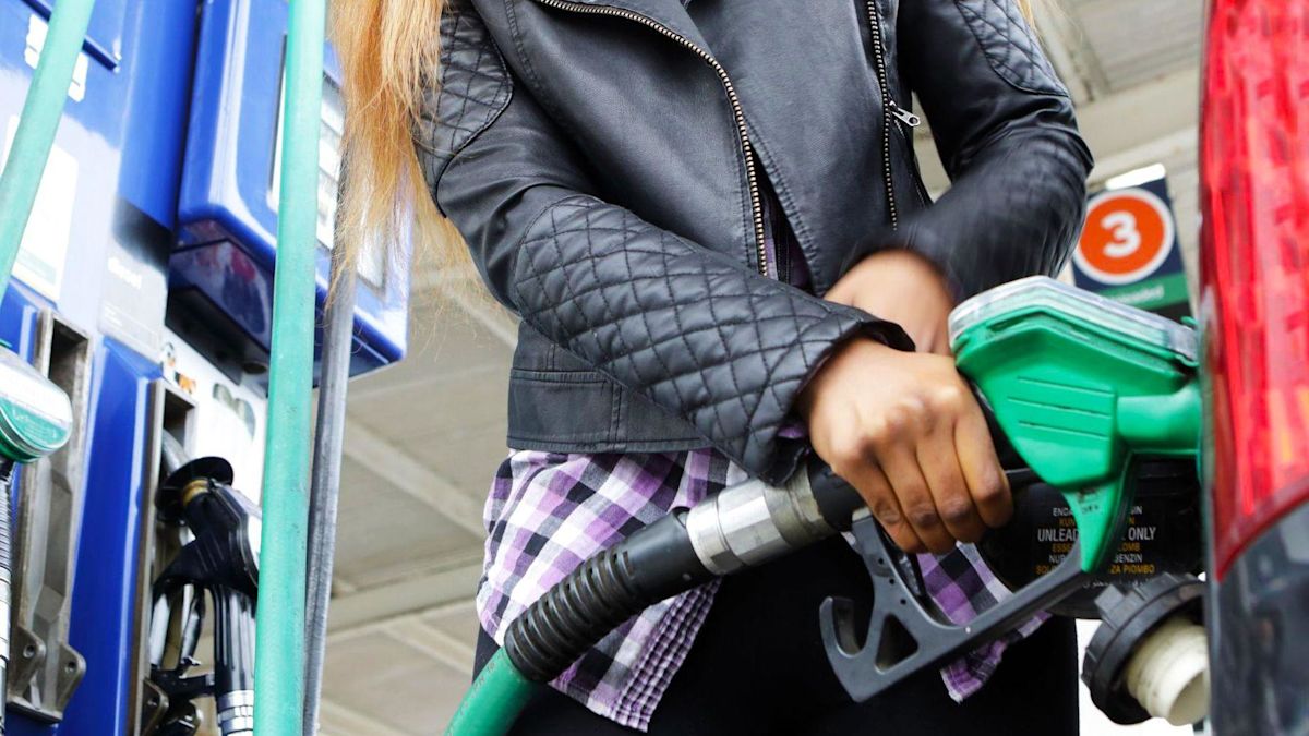 Oil prices top $105 a barrel following a reported Houthi port seizure.