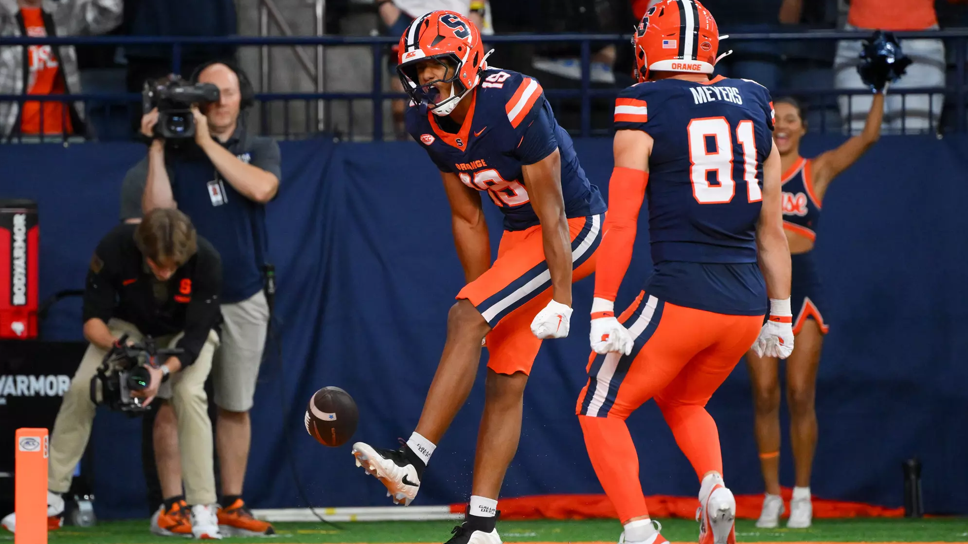 Three Unbeaten Matchups Set Week 3 Slate