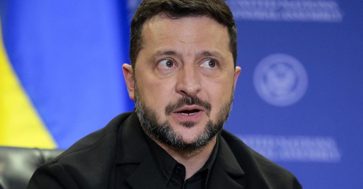 Ukraine Peace Talks Remain Stalled as Trump Signs New Russia Sanctions Law