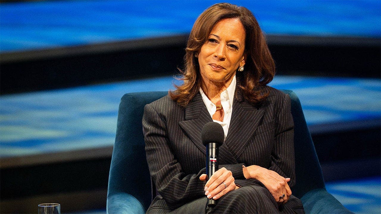 Harris Leads Early 2028 Polling Despite Uncertainty