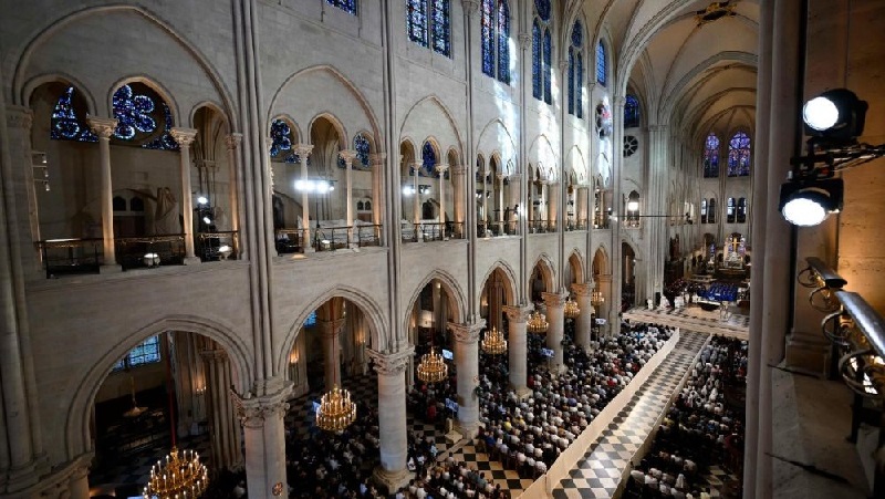 Pope Leo leads historic first prayers at Notre Dame following its major cathedral restoration.