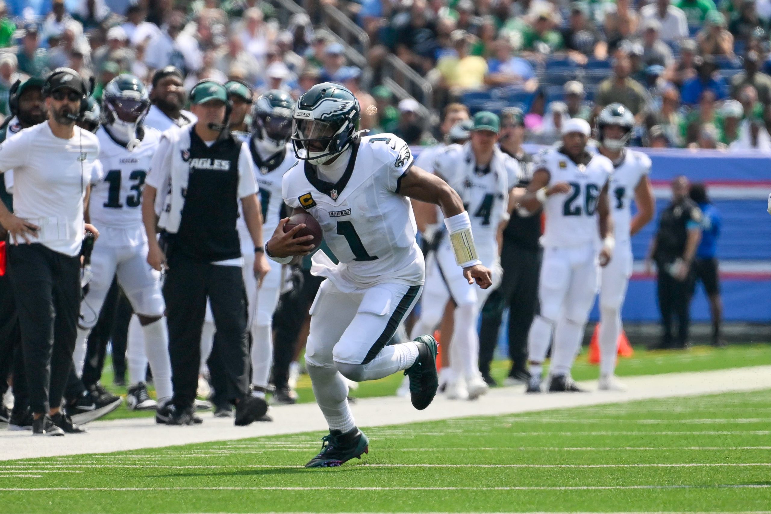 Philadelphia Eagles Face Chicago Bears on Monday Night Football as Caleb Williams Is Ruled Out