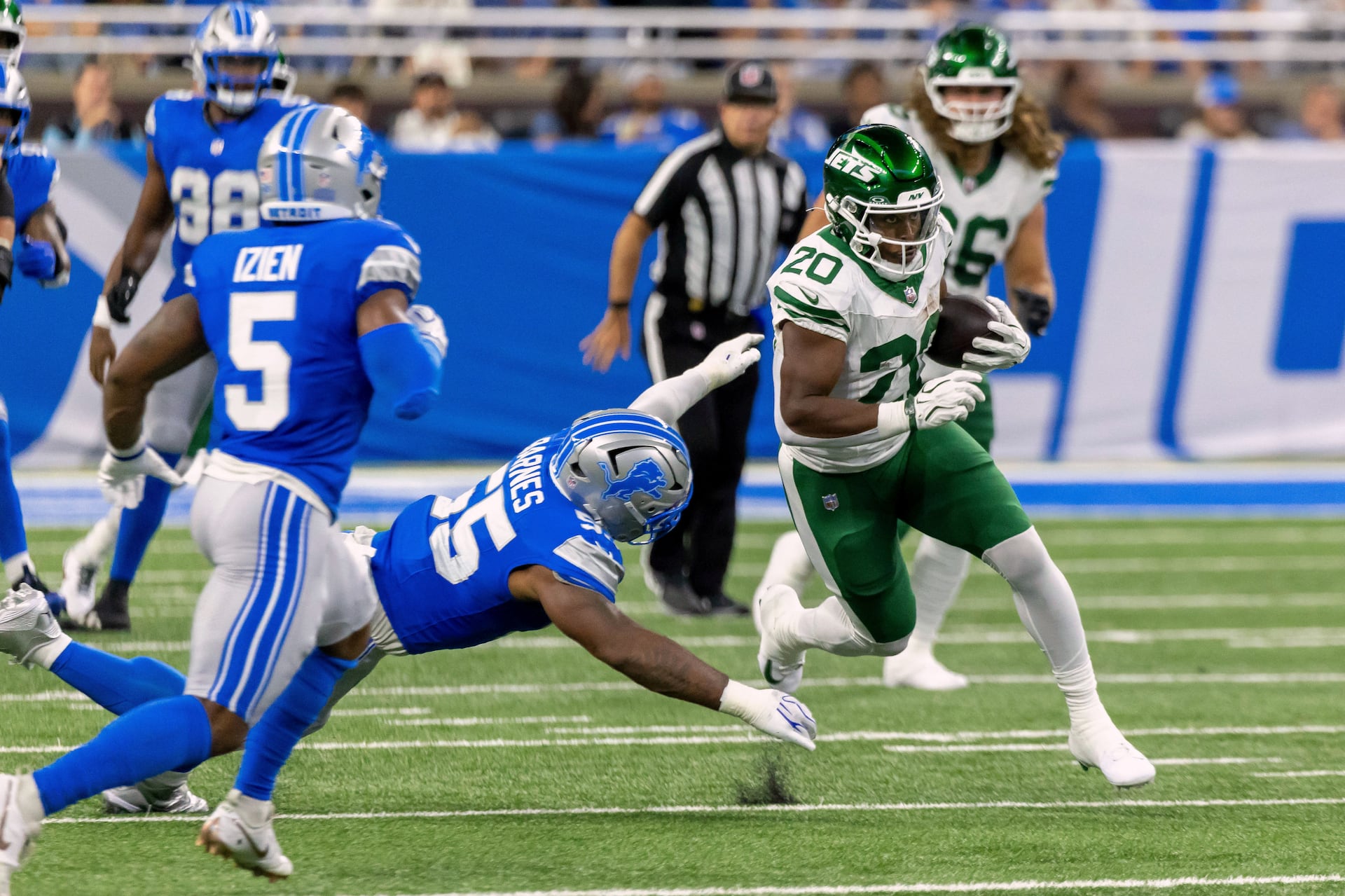 New York Jets Rule Out Running Back Breece Hall With Thigh Injury