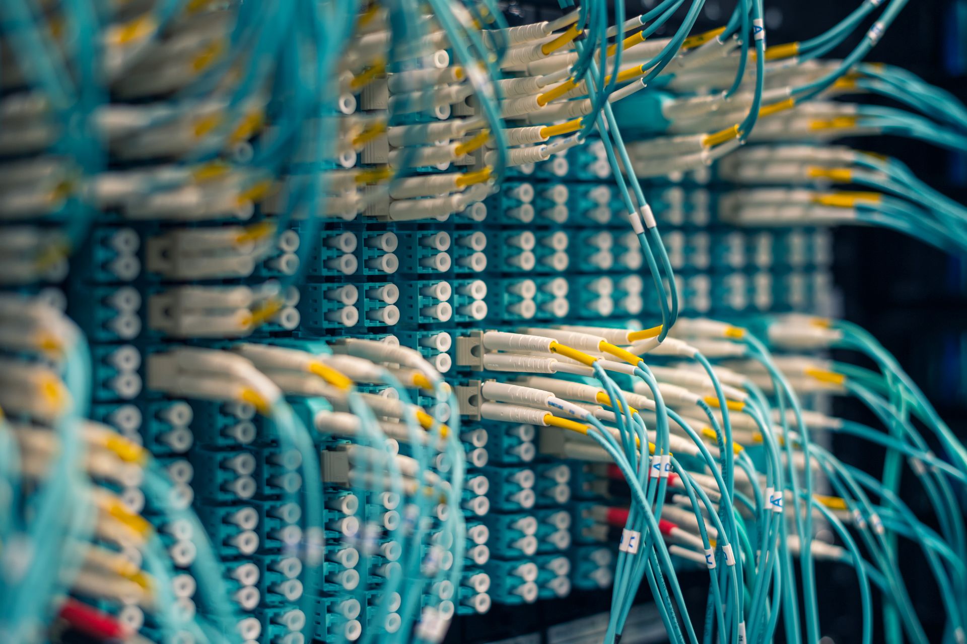 EU Proposes Energy and Water Efficiency Ratings for Data Centers Ahead of AI Expansion
