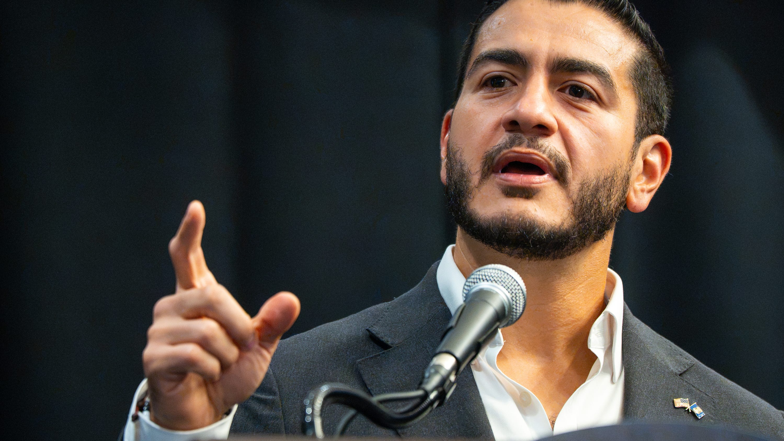 Harris Plans Michigan Senate Event With El-Sayed