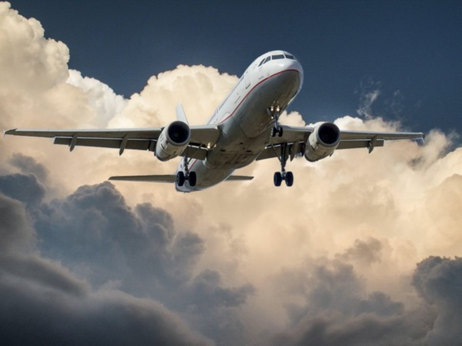 India Seeks Xinjiang Air Route to Bypass Pakistani Airspace Ban