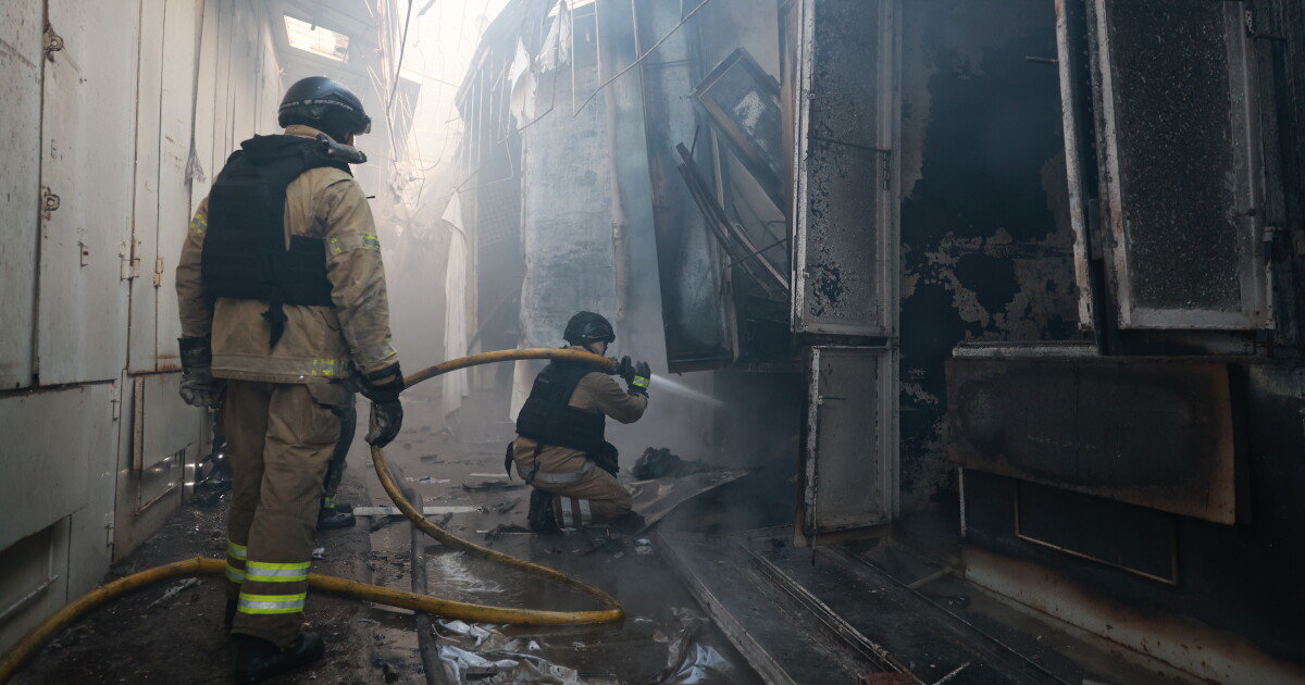 Russian Air Attacks Kill 14 Across Ukraine Amid Intensifying Drone Strikes and Escalating Conflict