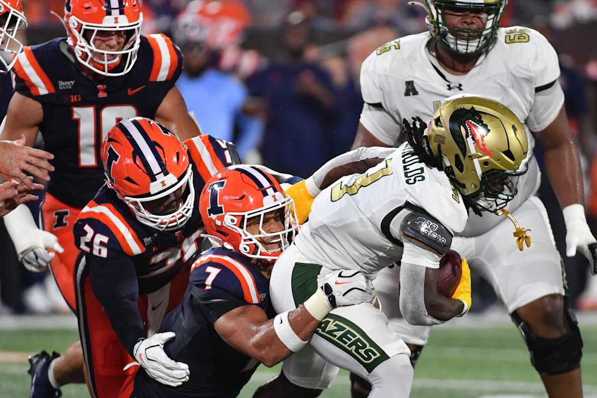 Illinois Overcomes UAB With Efficient Big Plays and Resilient Defense