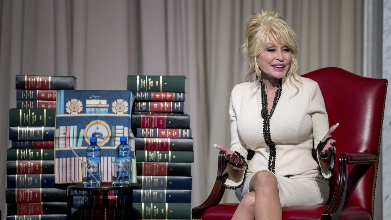 Ohio Proclaims Dolly Parton Day to Honor Literacy and Philanthropy