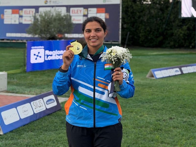 India clinches gold in women's relay and trap shooting, raising its medal tally to 53.