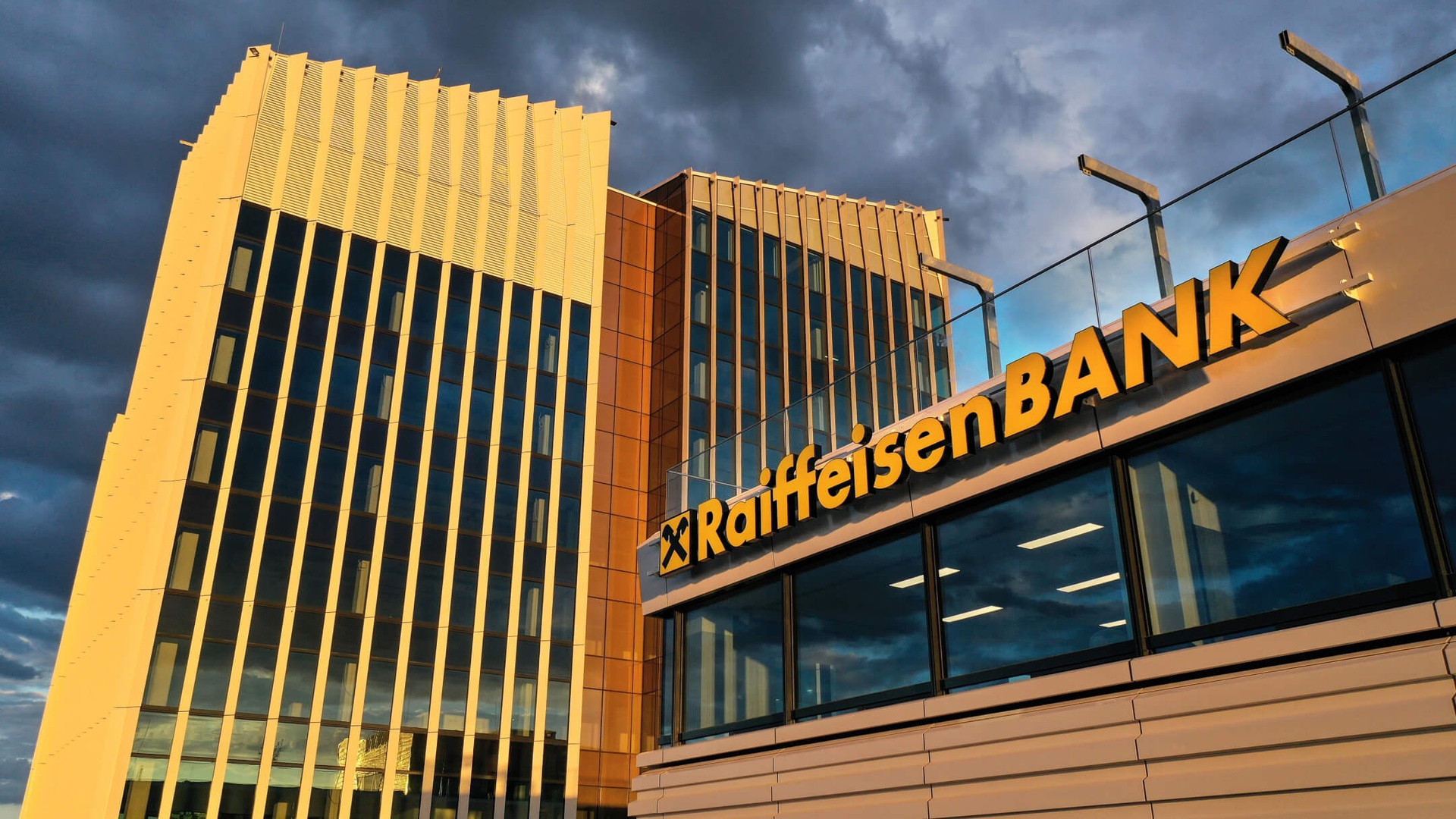 Raiffeisen Bank International Partners With Bitpanda To Launch Crypto Services Across Europe