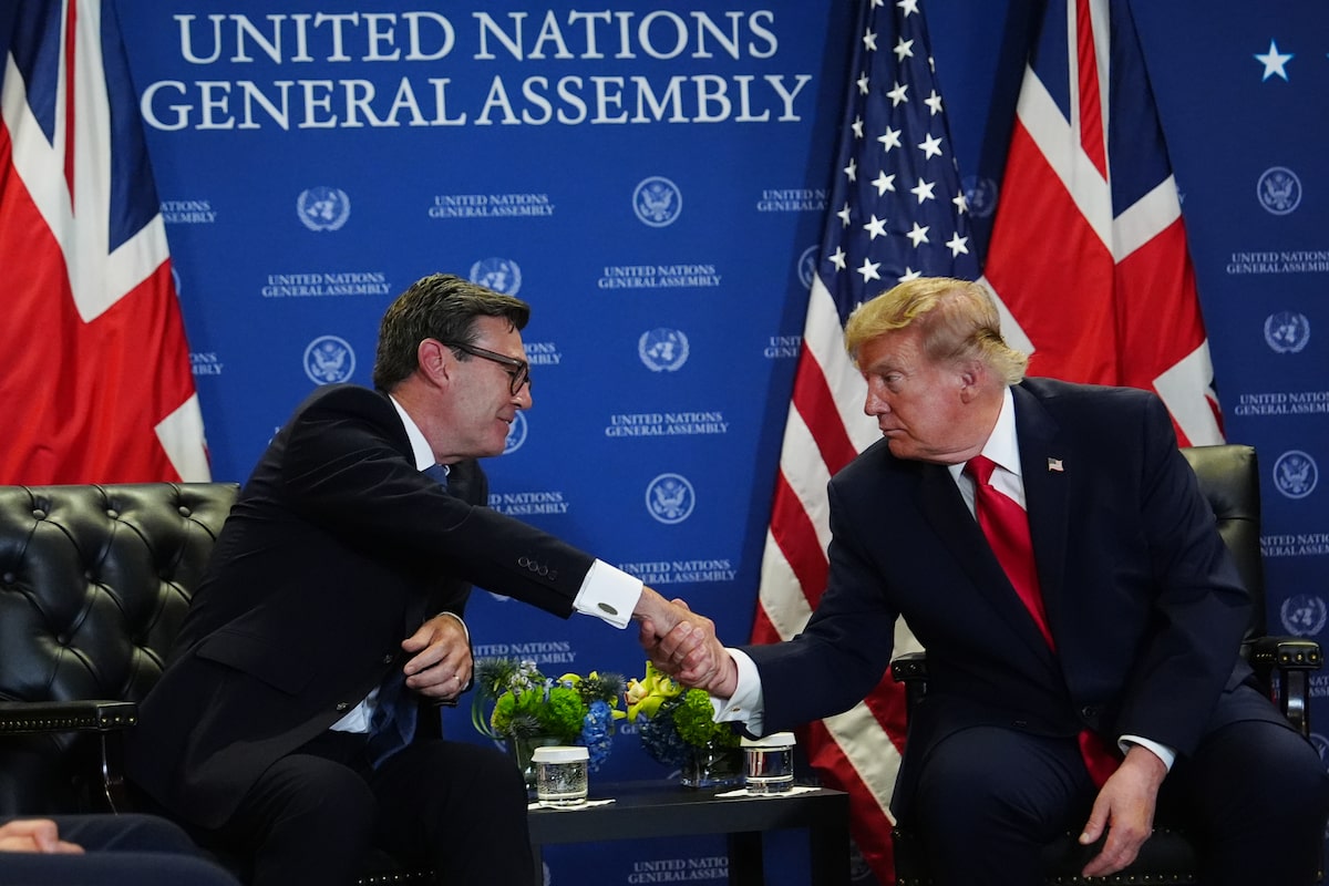 UK Prime Minister Burnham Seeks Chagos Islands Deal Amid US Opposition