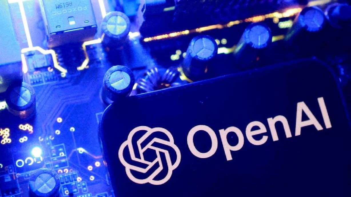 Apollo Discusses Raising SoftBank Loan to $9 Billion