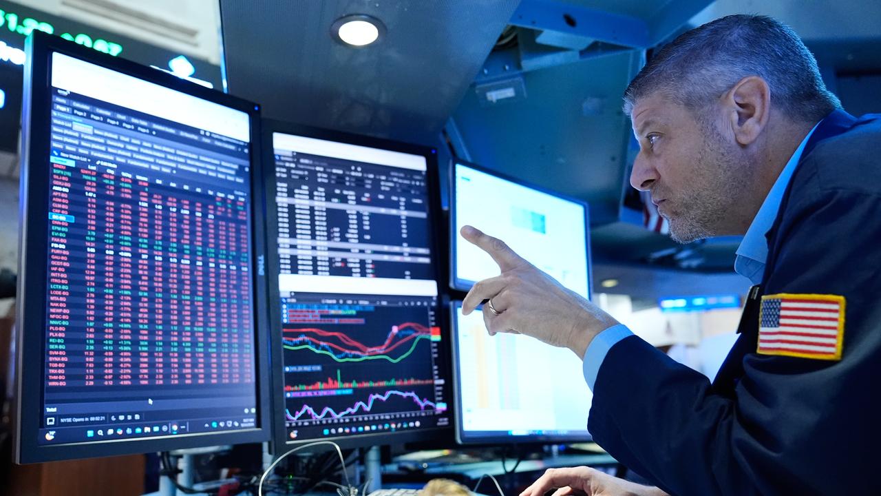 Dow Jones Falls as 10-Year Treasury Yield Retakes 5 Percent