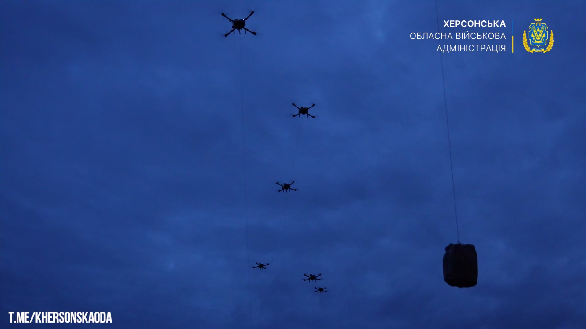 Ukrainian forces use drones to deliver four tonnes of food to occupied Oleshky.