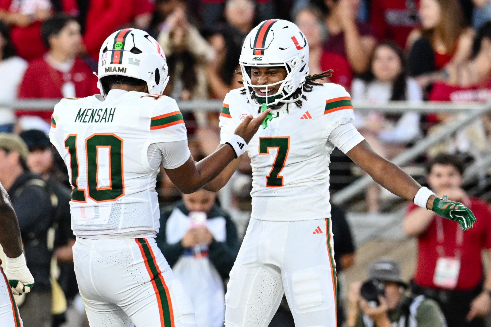 Miami Opens Season With 45-6 Victory Over Stanford As Darian Mensah Shines