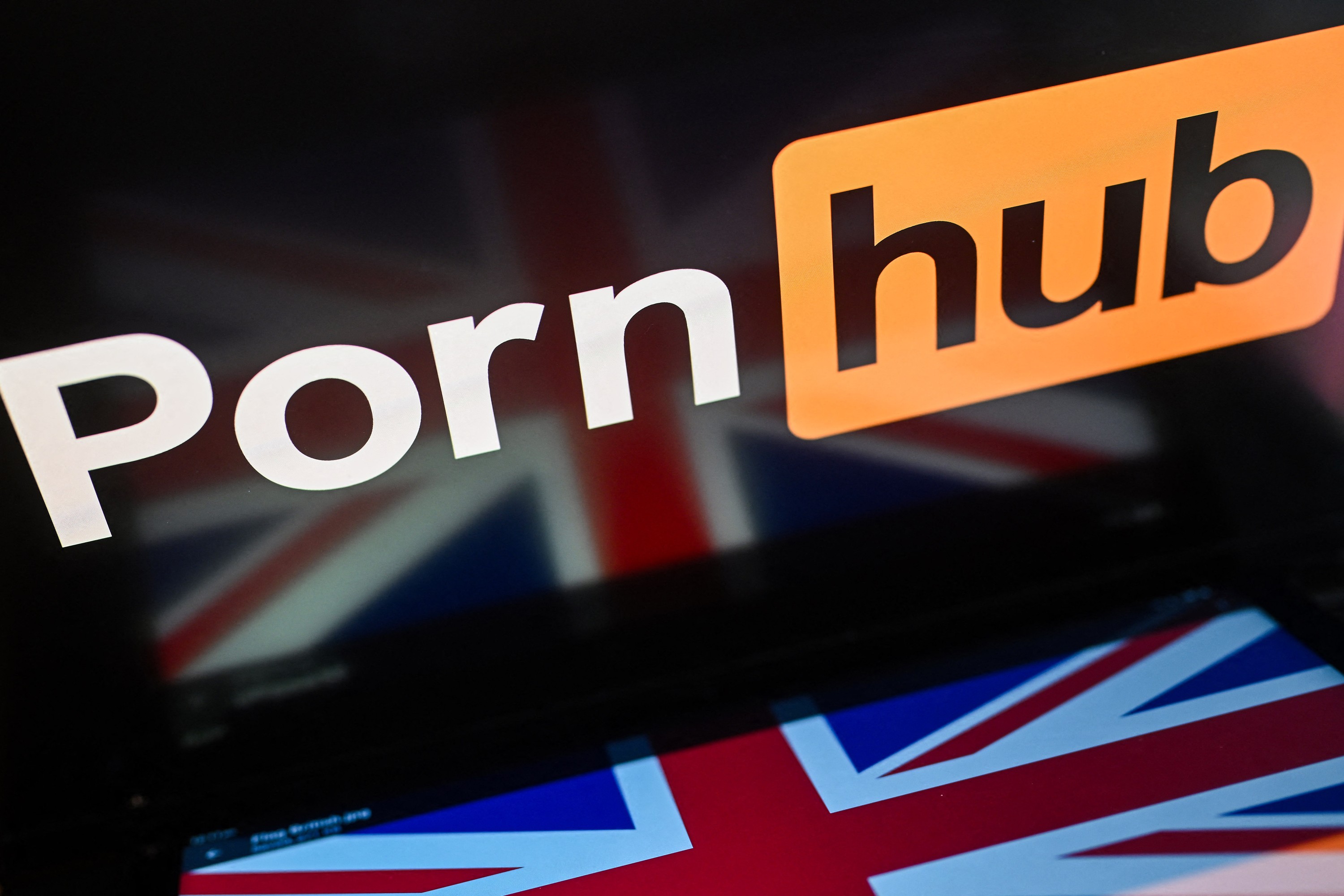 UK Watchdog Investigates Pornhub Owner Over Apple-Based Age Verification Checks