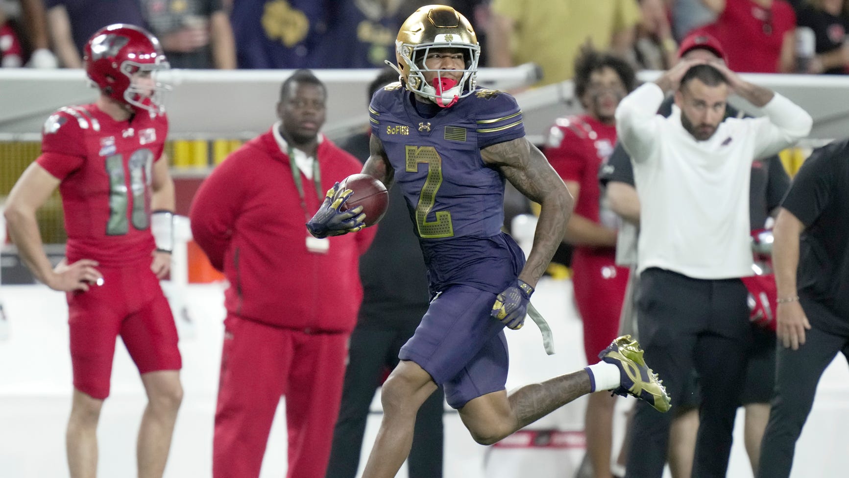 Wisconsin Shows Promising Second Half Performance Despite Heavy Defeat to Notre Dame