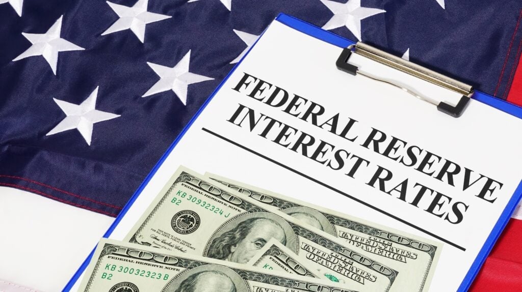 Fed Raises Rates to 4%, Warsh Signals Shift