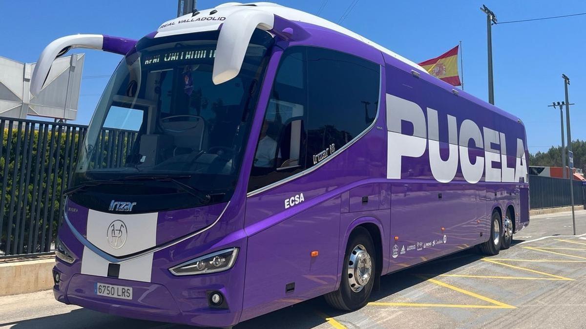 Menor marroquí viaja cien kilómetros oculto en los bajos de un autobús