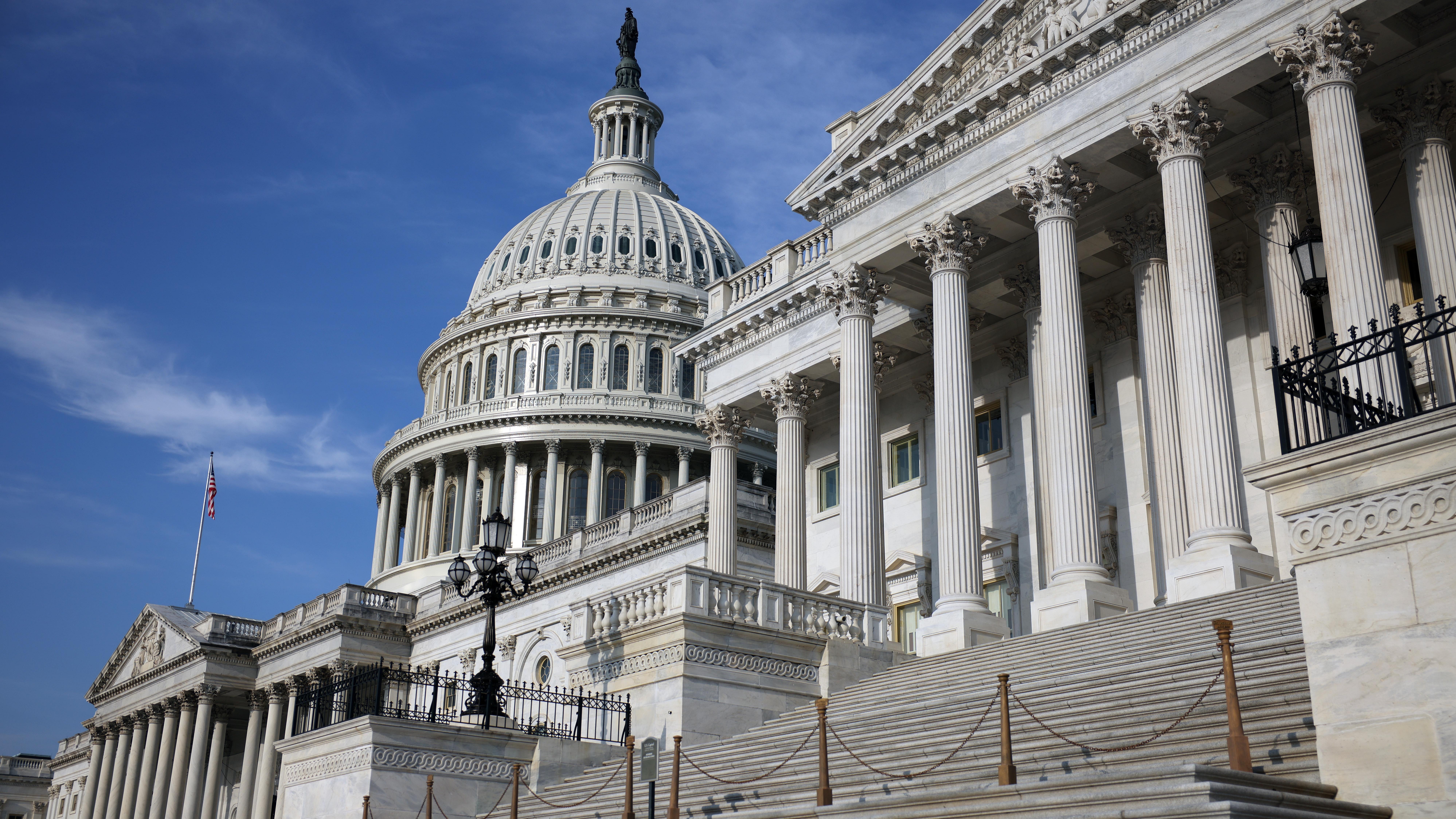 U.S. Banking Groups Urge Senate to Tighten Stablecoin Reward Restrictions