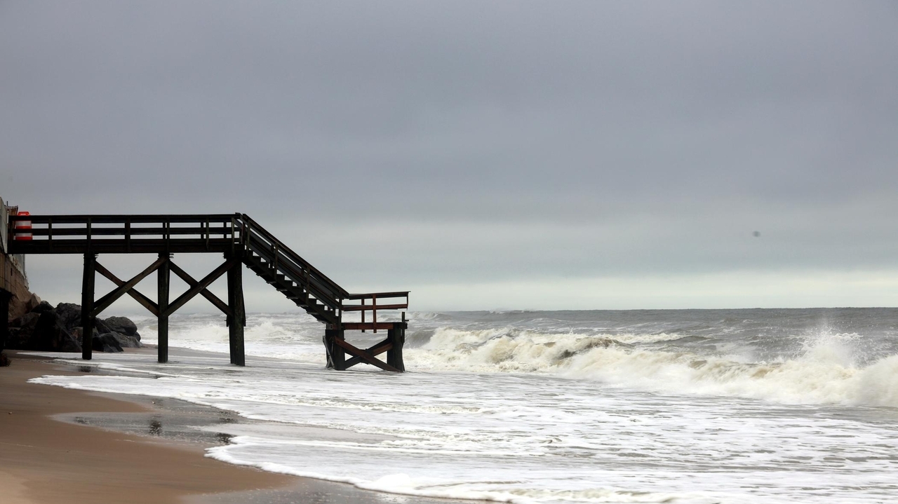 Powerful Nor'easter brings severe coastal flooding and destructive erosion from New Jersey to the Outer Banks